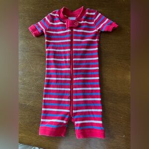 Hanna Andersson shortie pajamas. 6-12M